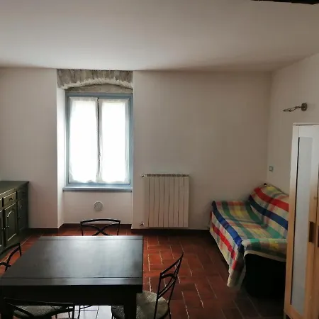 公寓 Lo Studio Di Piazza Fontana *