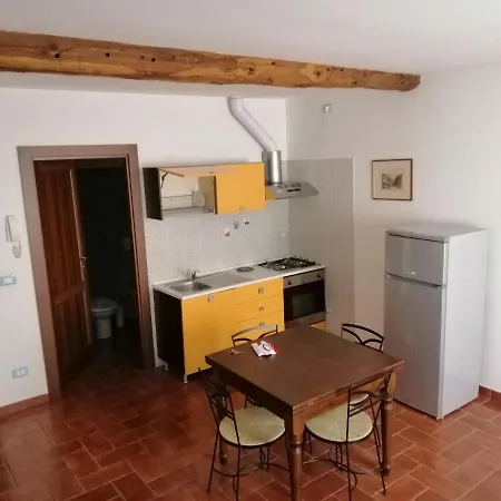Lo Studio Di Piazza Fontana *